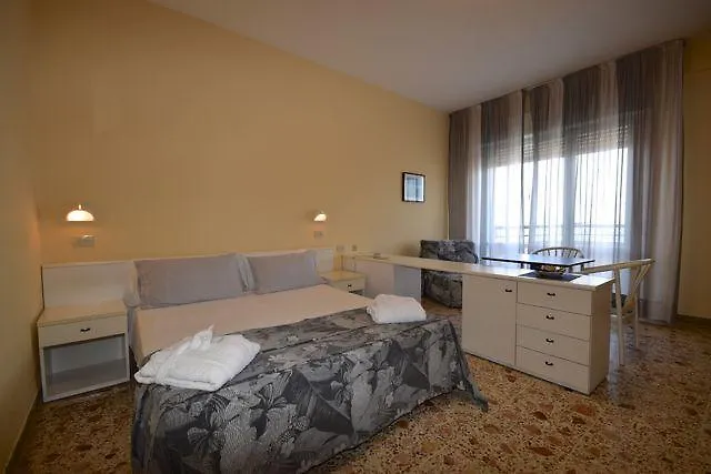 Hotel David Cesenatico 3*,  Italie